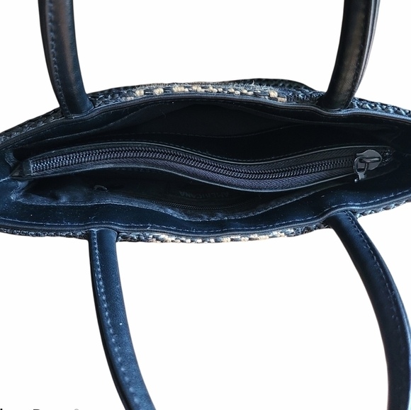 Sharif Black and Tan Mini Bag - Picture 7 of 11